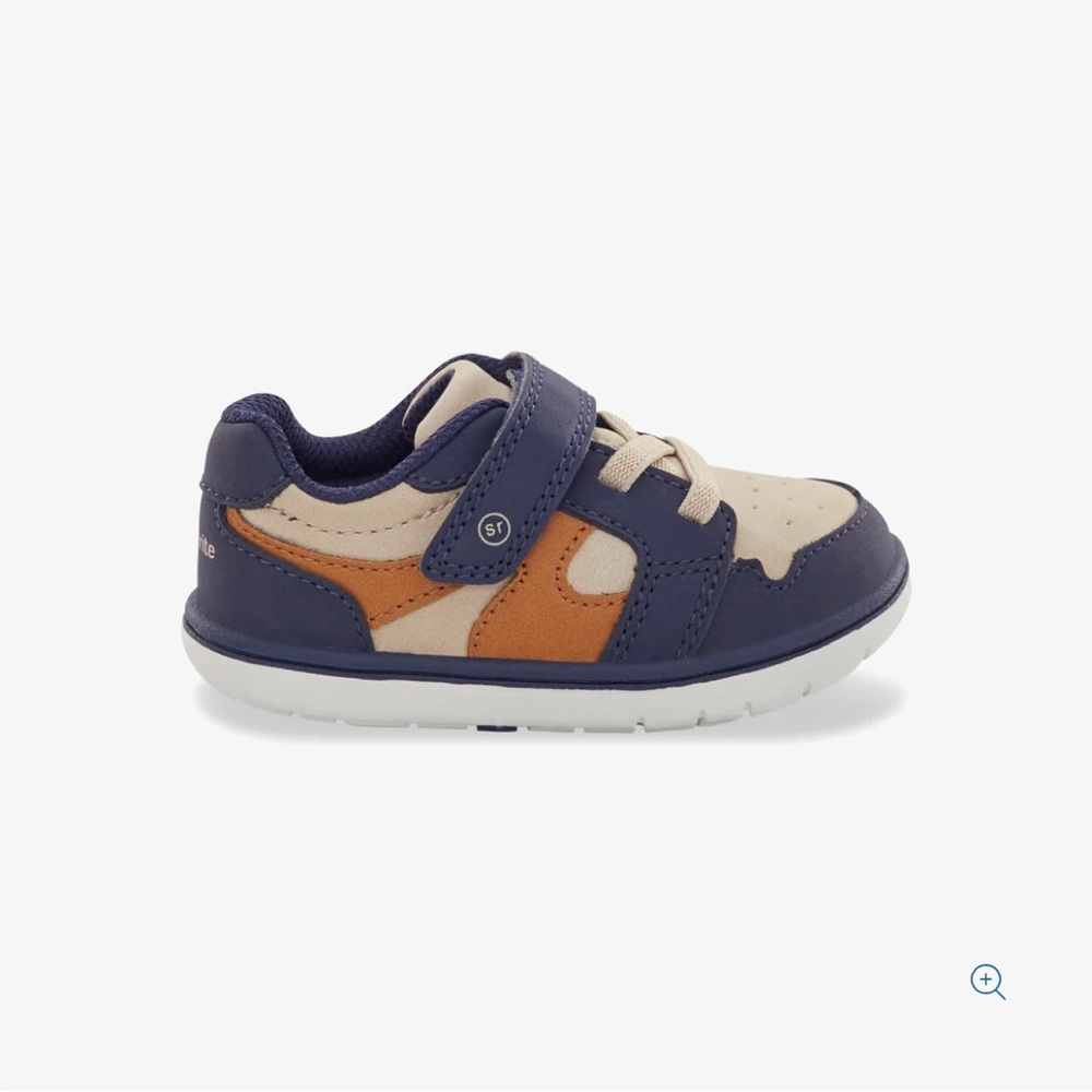Stride Rite London Sneakers